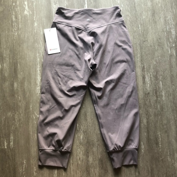 Lululemon Align Jogger Crop *23" - VIVB - Picture 4 of 14
